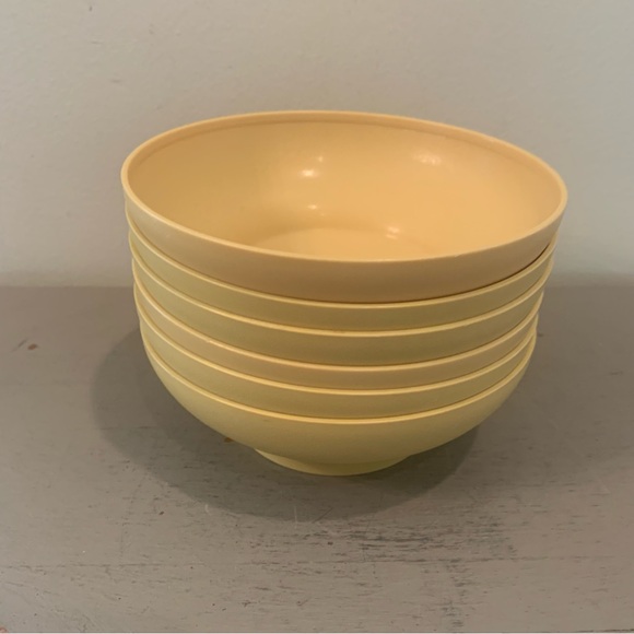 Six VTG Tupperware Harvest Gold Cereal Bowls - Picture 4 of 5